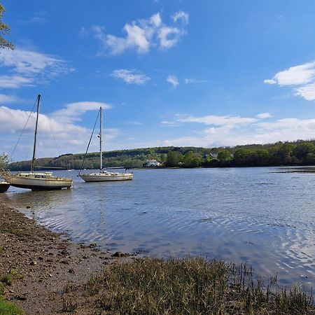 ホテル 5 Main Street Llangwm  エクステリア 写真